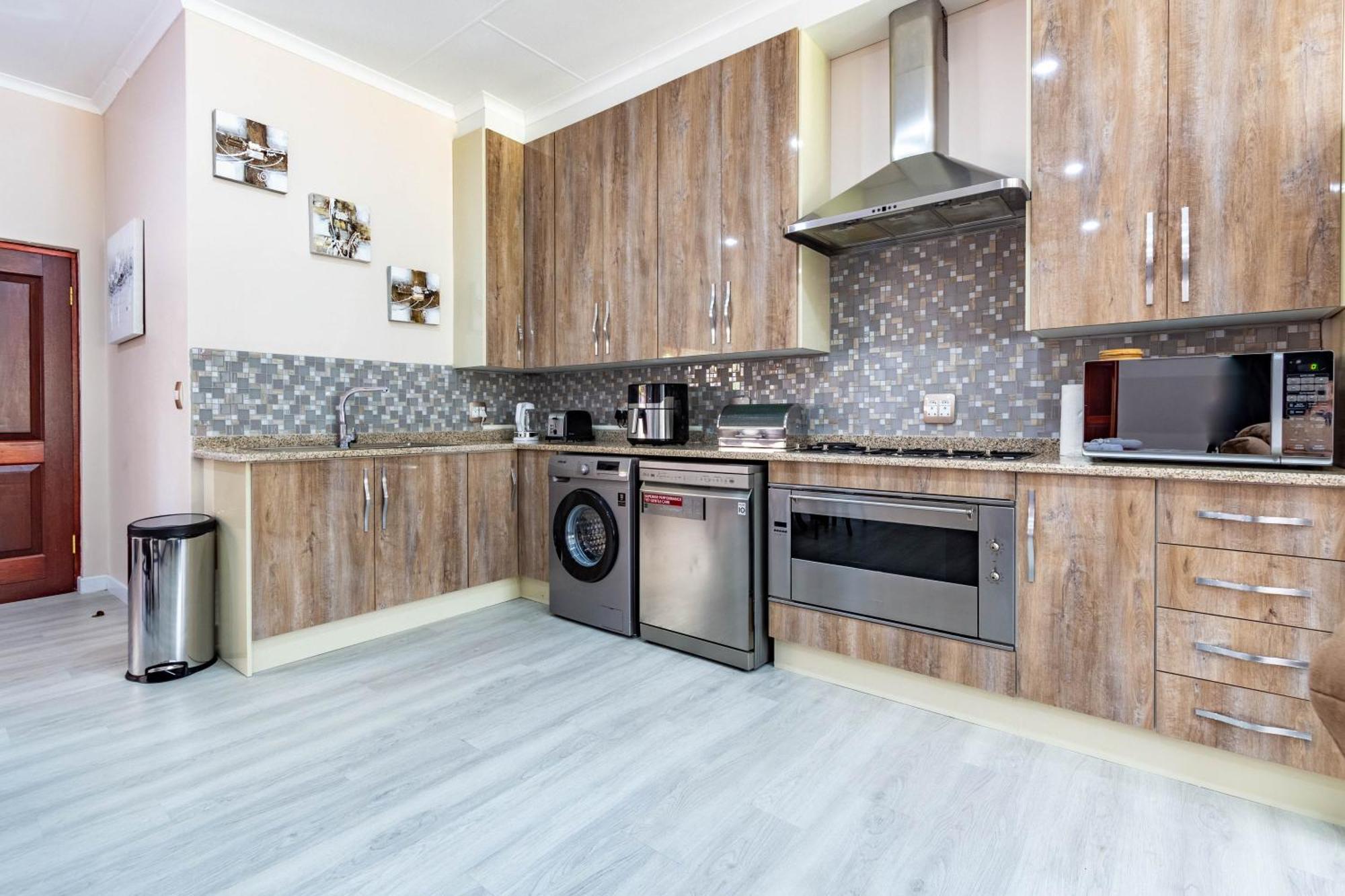 Rsa Lodge Benoni Dış mekan fotoğraf